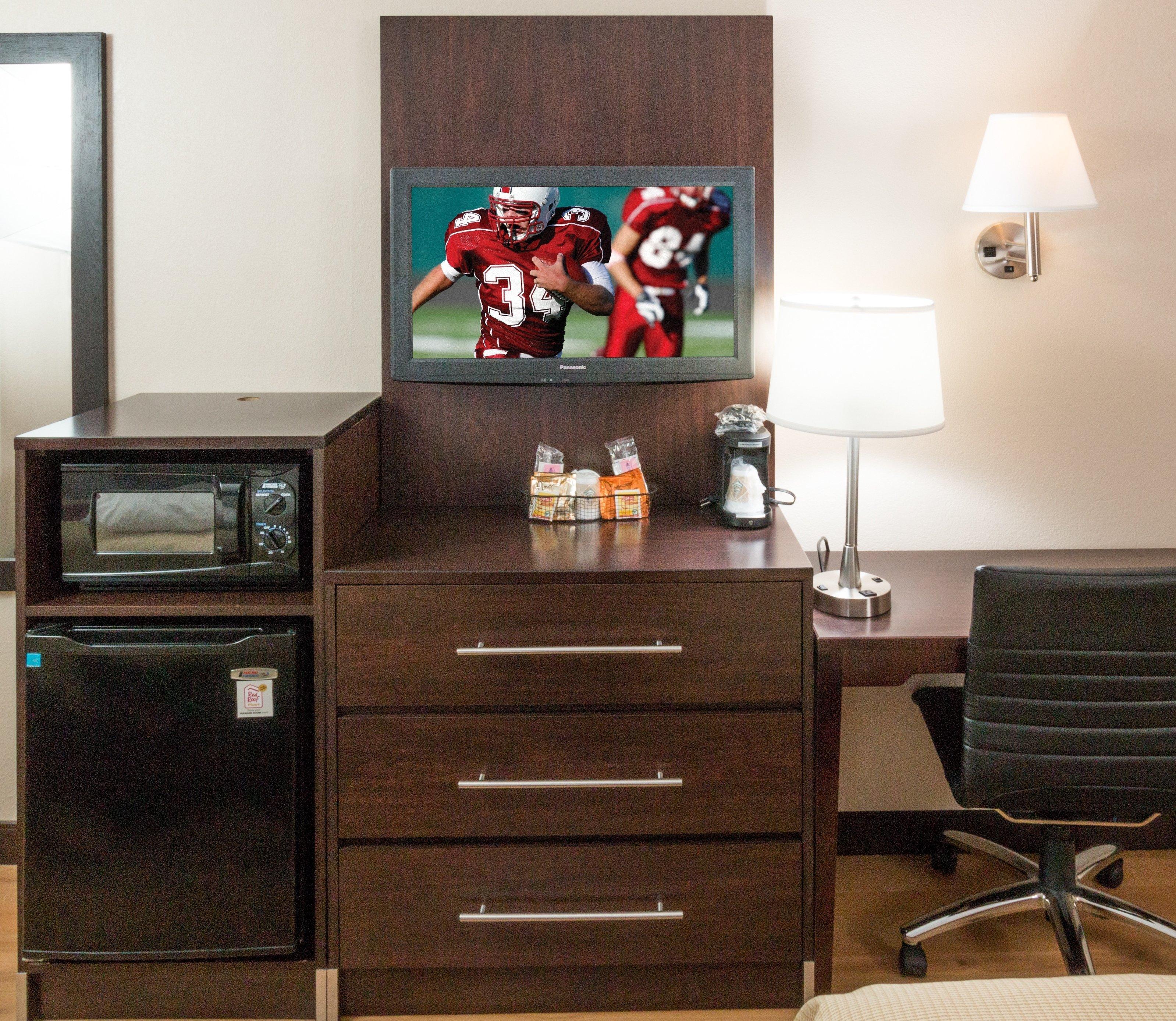 Red Roof Inn Plus+ South Deerfield - Amherst Экстерьер фото