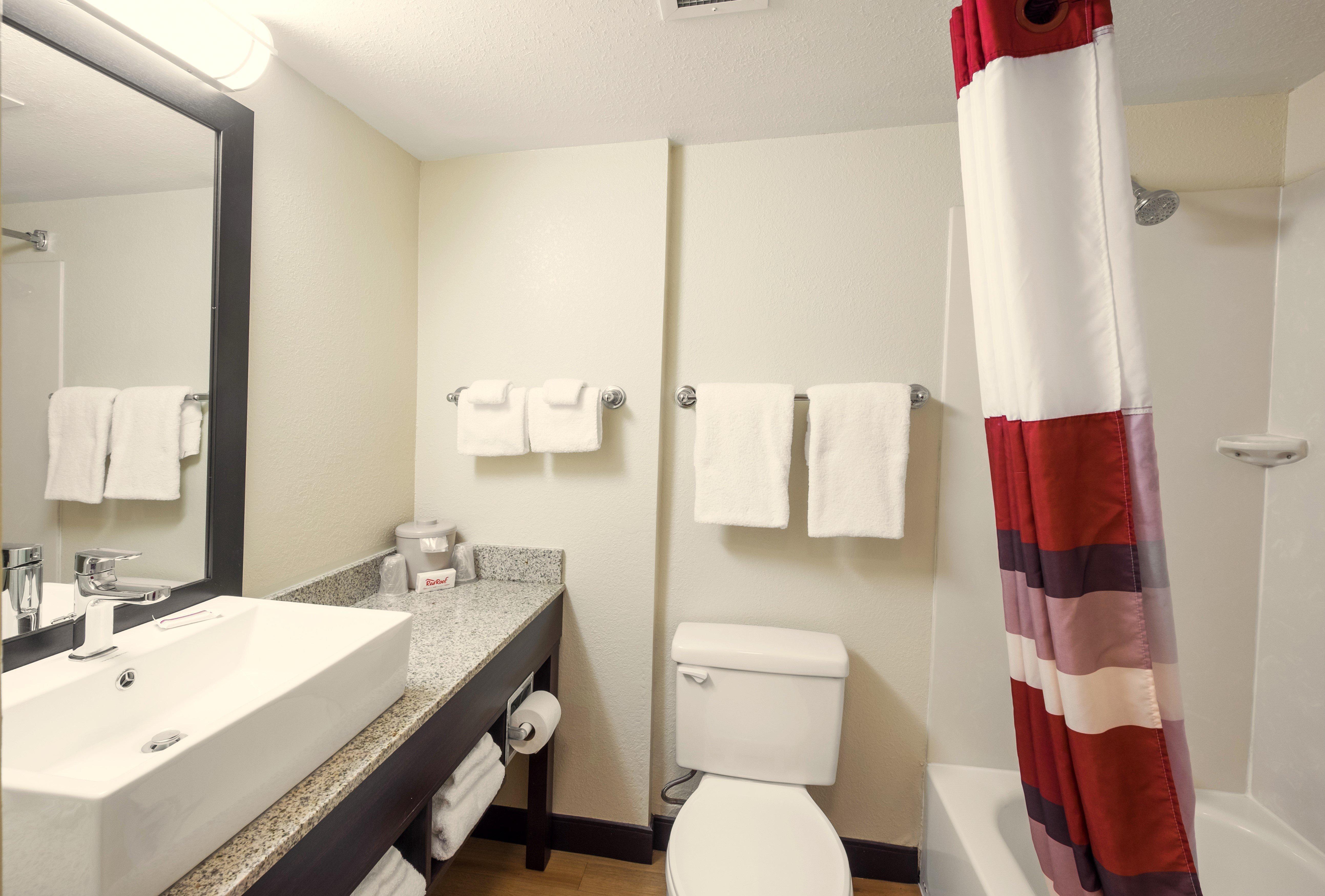 Red Roof Inn Plus+ South Deerfield - Amherst Экстерьер фото