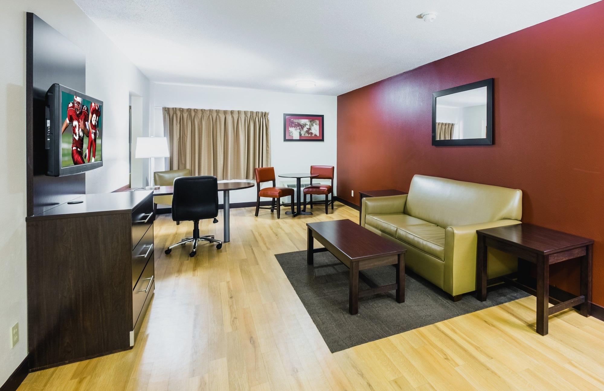 Red Roof Inn Plus+ South Deerfield - Amherst Экстерьер фото