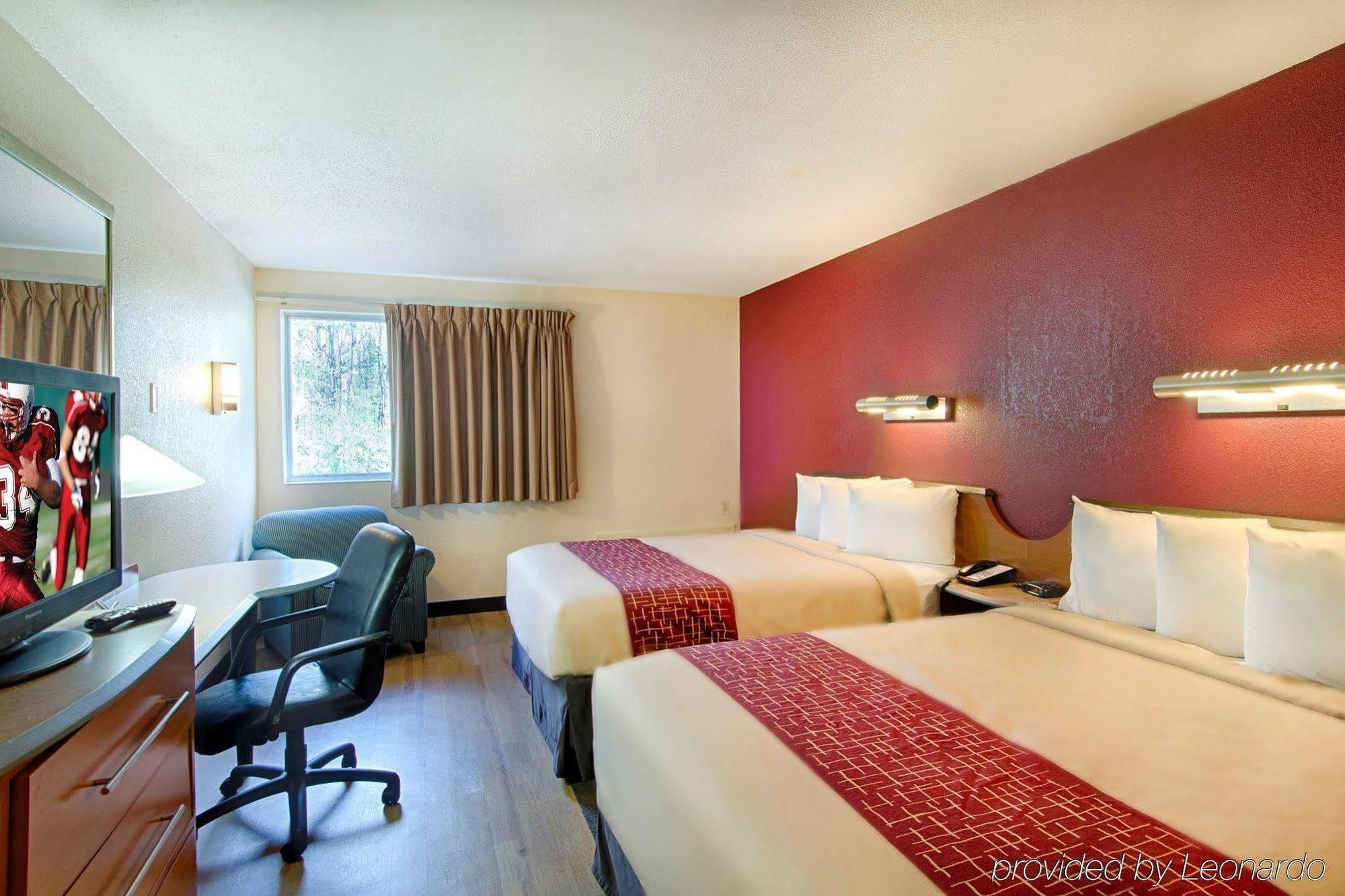 Red Roof Inn Plus+ South Deerfield - Amherst Экстерьер фото